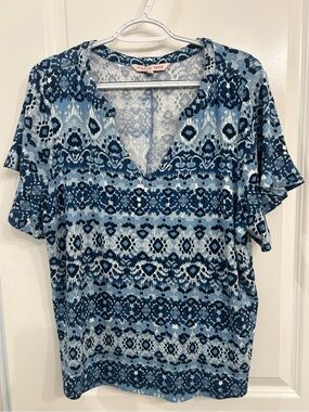 Willow Drive Blue Patterned V-Neck Blouse